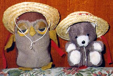 Freddy and Valentino in Italian Summer Hats